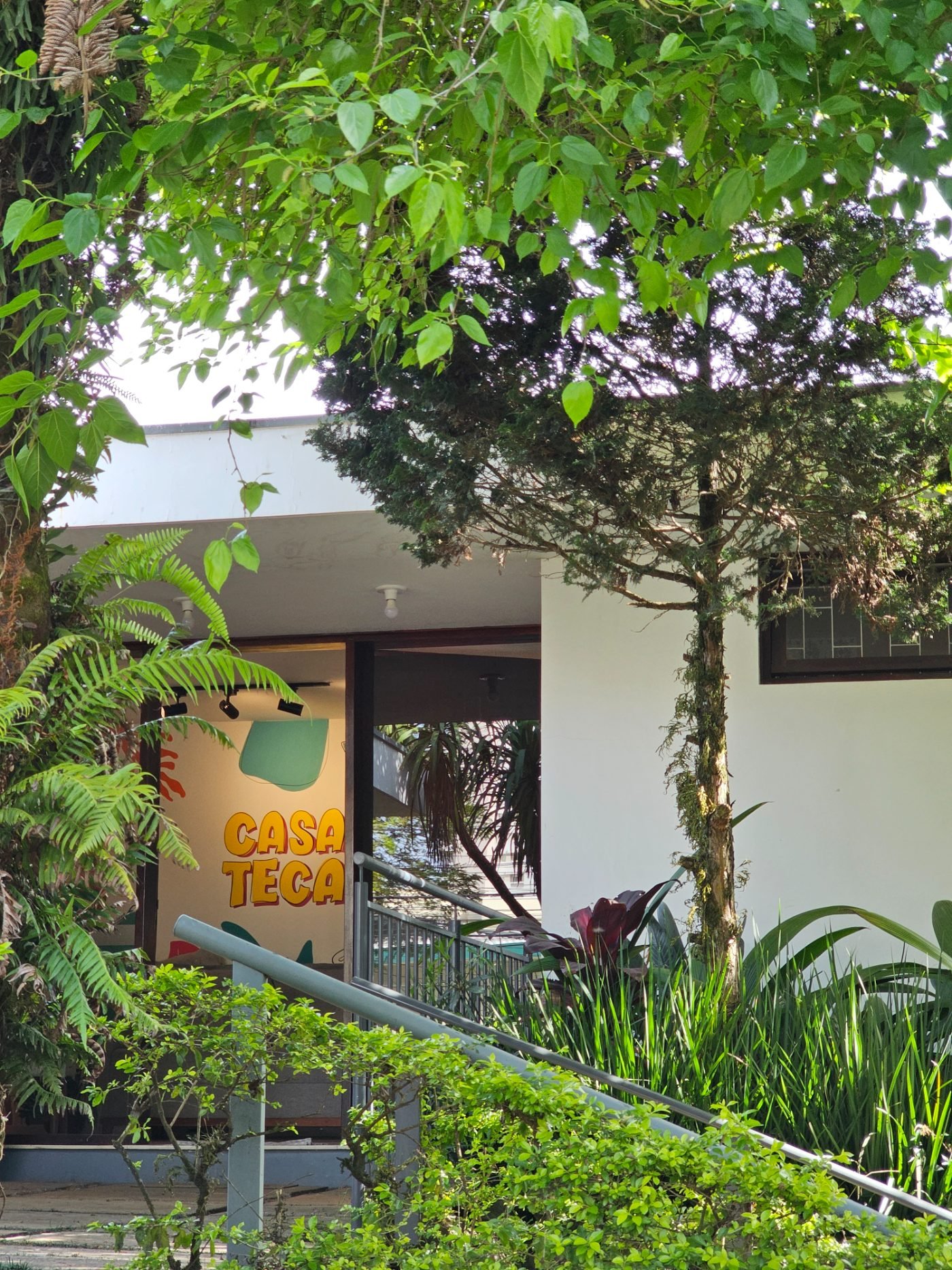 Fachada do Casa Teca